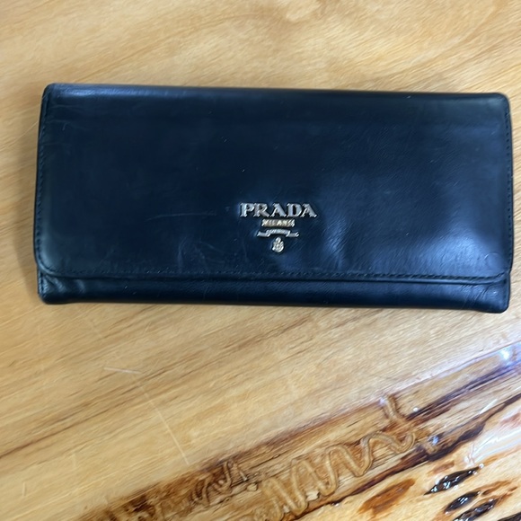 Black Prada nylon tote WITH matching wallet - Picture 10 of 12